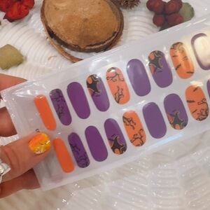Witchy Vibes Halloween Nail Wraps 🧡 Sweet Manis